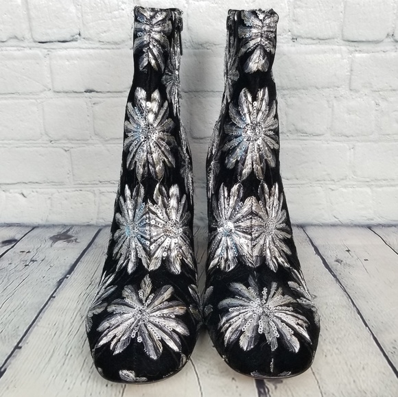 NIB Marc Fisher LTD Black and Silver Block Heel - Picture 2 of 7